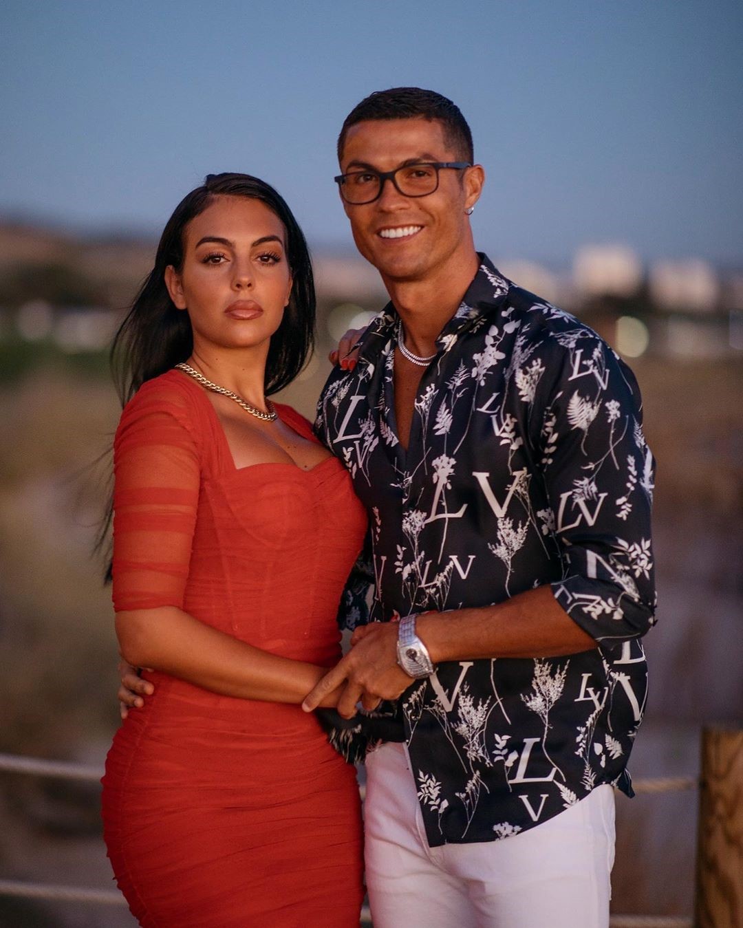 Georgina Rodríguez disse “Sim” a CR7