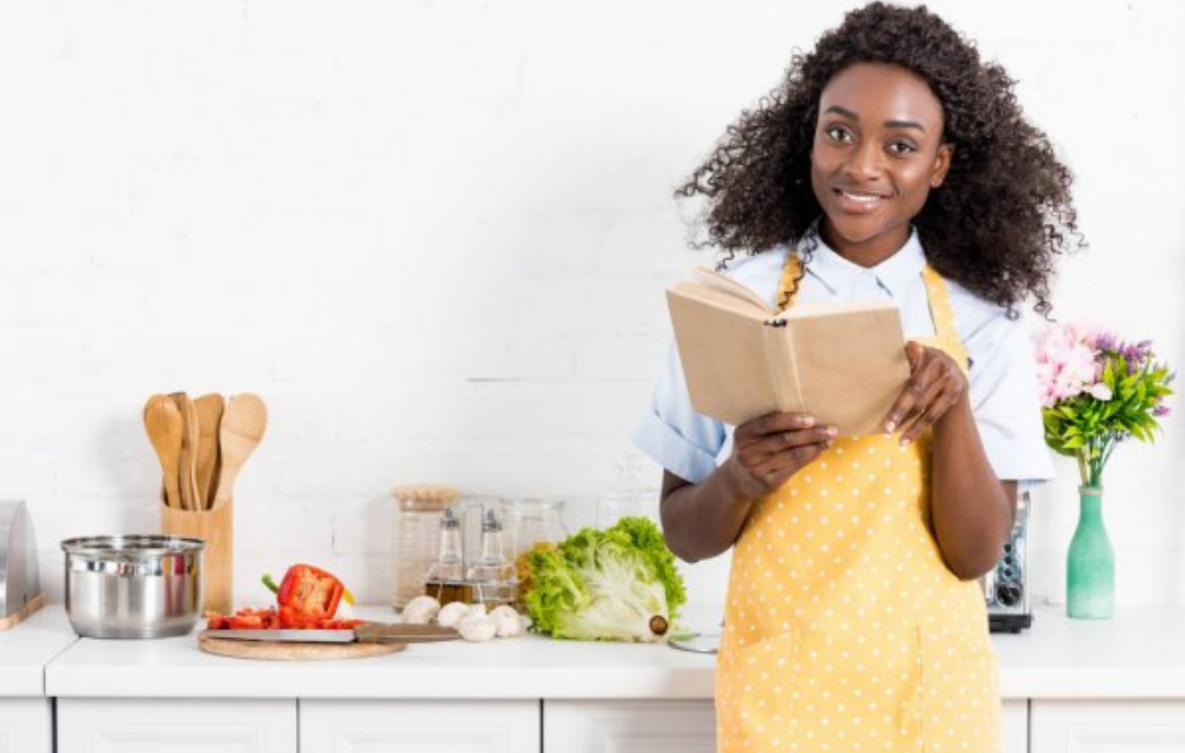 4 receitas com sobras de arroz para quem não gosta de desperdícios