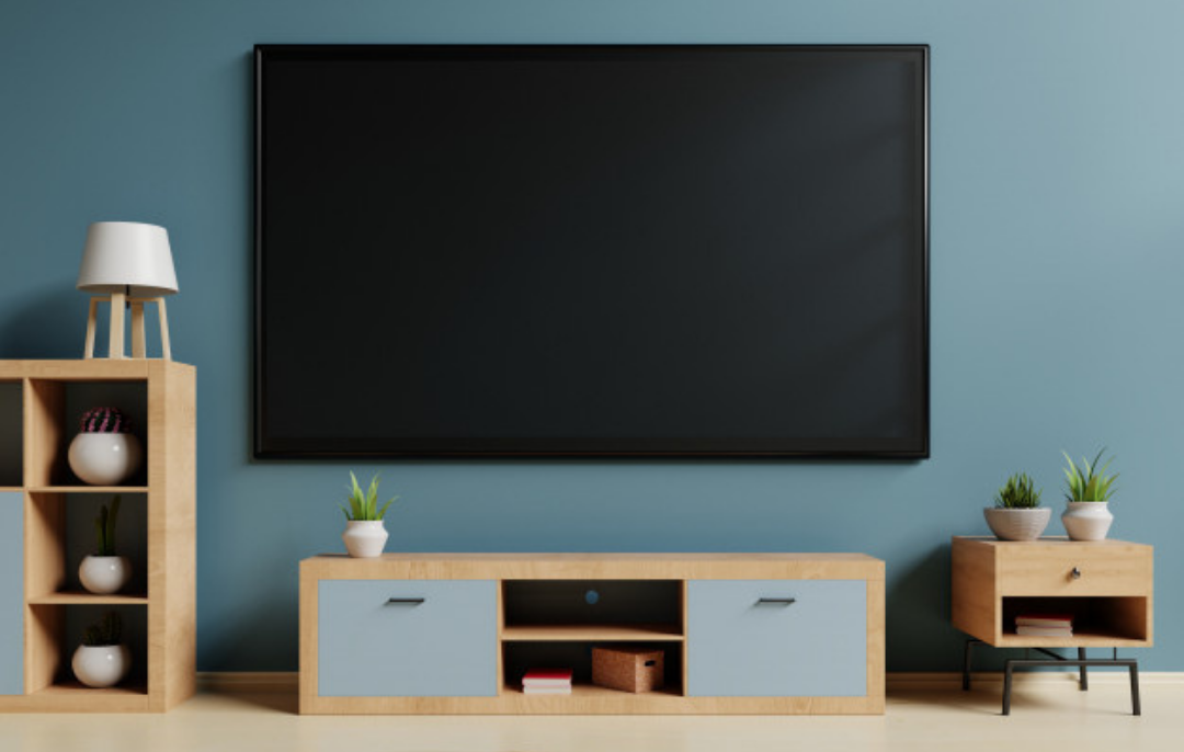 Tv na parede: 2 dicas para organizar e deixar o visual mais bonito