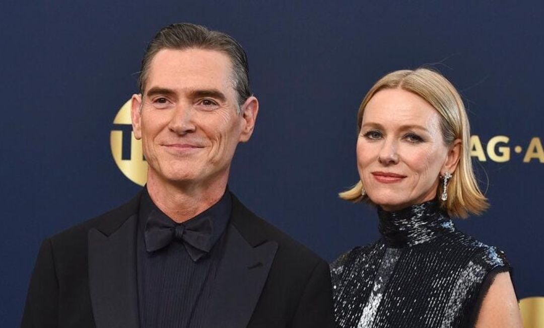 Naomi Watts conta como o esposo Billy Crudupp tranquilizou-a sobre romance após a menopausa