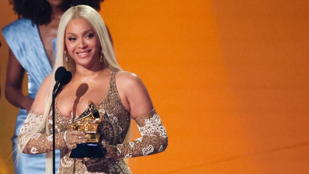 Beyoncé faz história e vence Álbum do Ano pela primeira no Grammy 2025 com “Cowboy Carter”