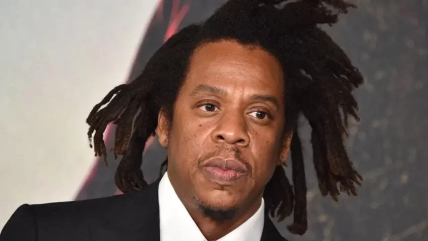 Acusação de estupro contra Jay-Z é retirada e rapper decide processar advogado de acusação, Tony Buzbee