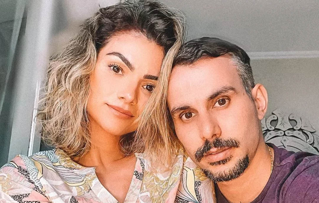 Kelly Key e Mico Freitas completam Bodas de Zircão, 21 anos de casados